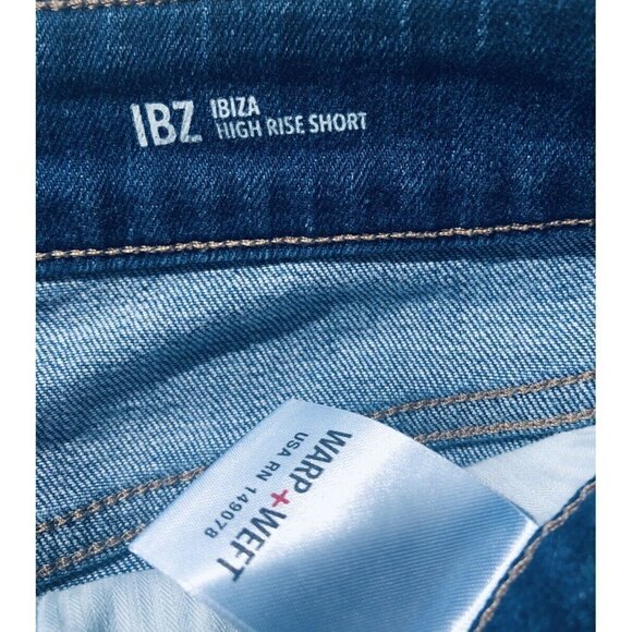 Warp + Weft IBZ High Rise Shorts Quincy Jean Shorts Button Fly Size 6/28 Womens - Picture 7 of 7